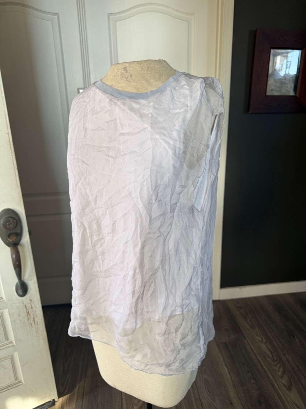Elie Tahari White Sleeveless Sheer Camisole tank silk